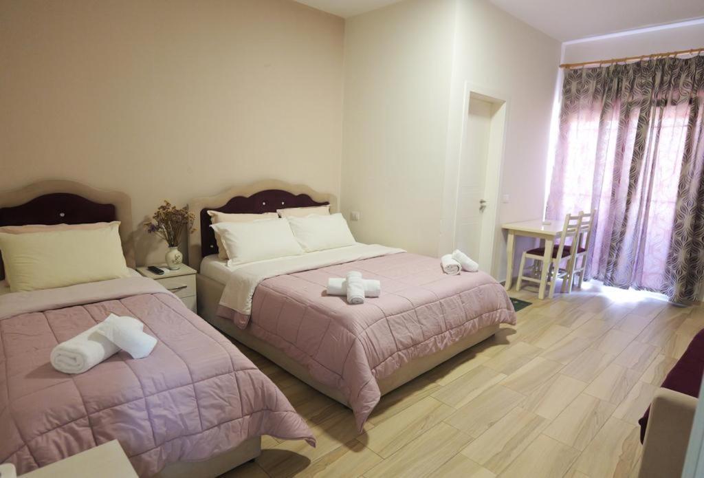 Hotel Vila Dedej Дуррес Экстерьер фото