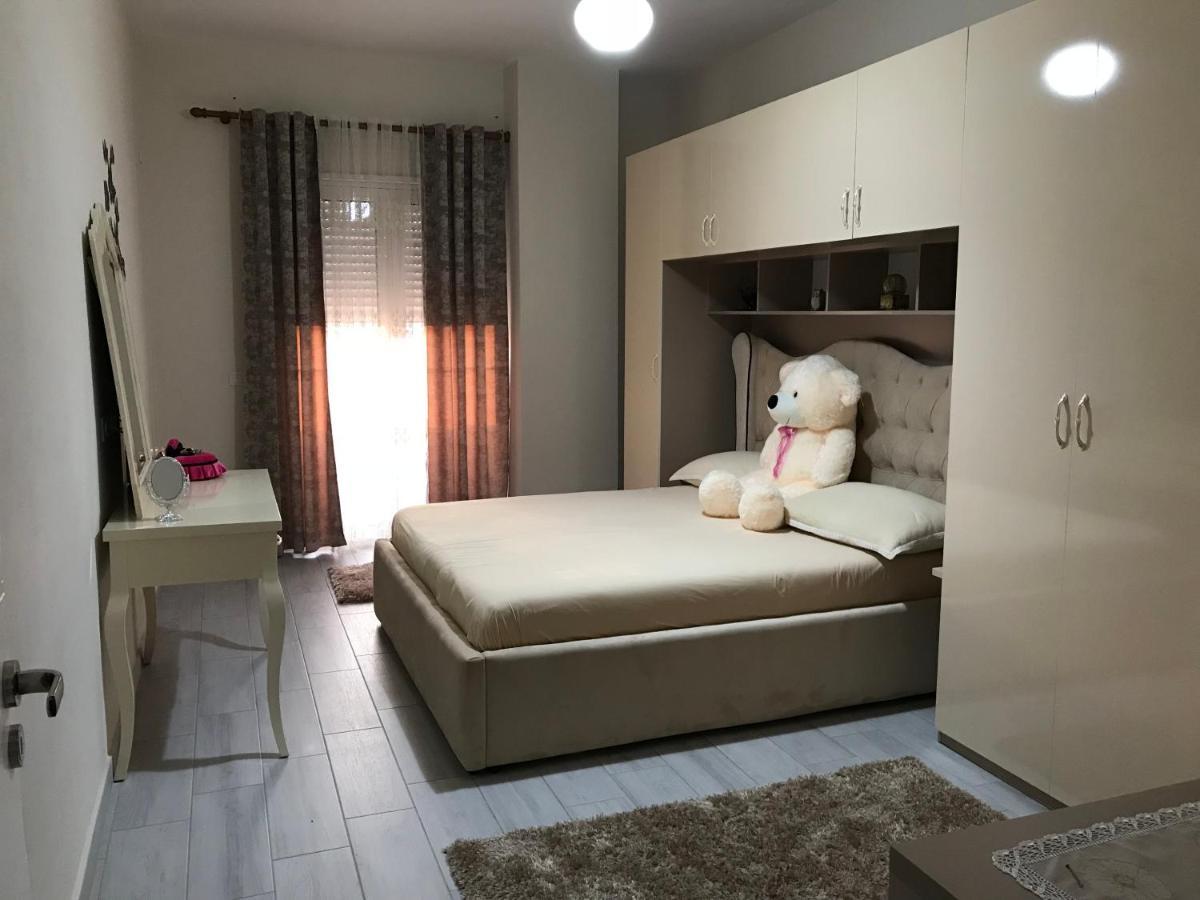 Hotel Vila Dedej Дуррес Экстерьер фото