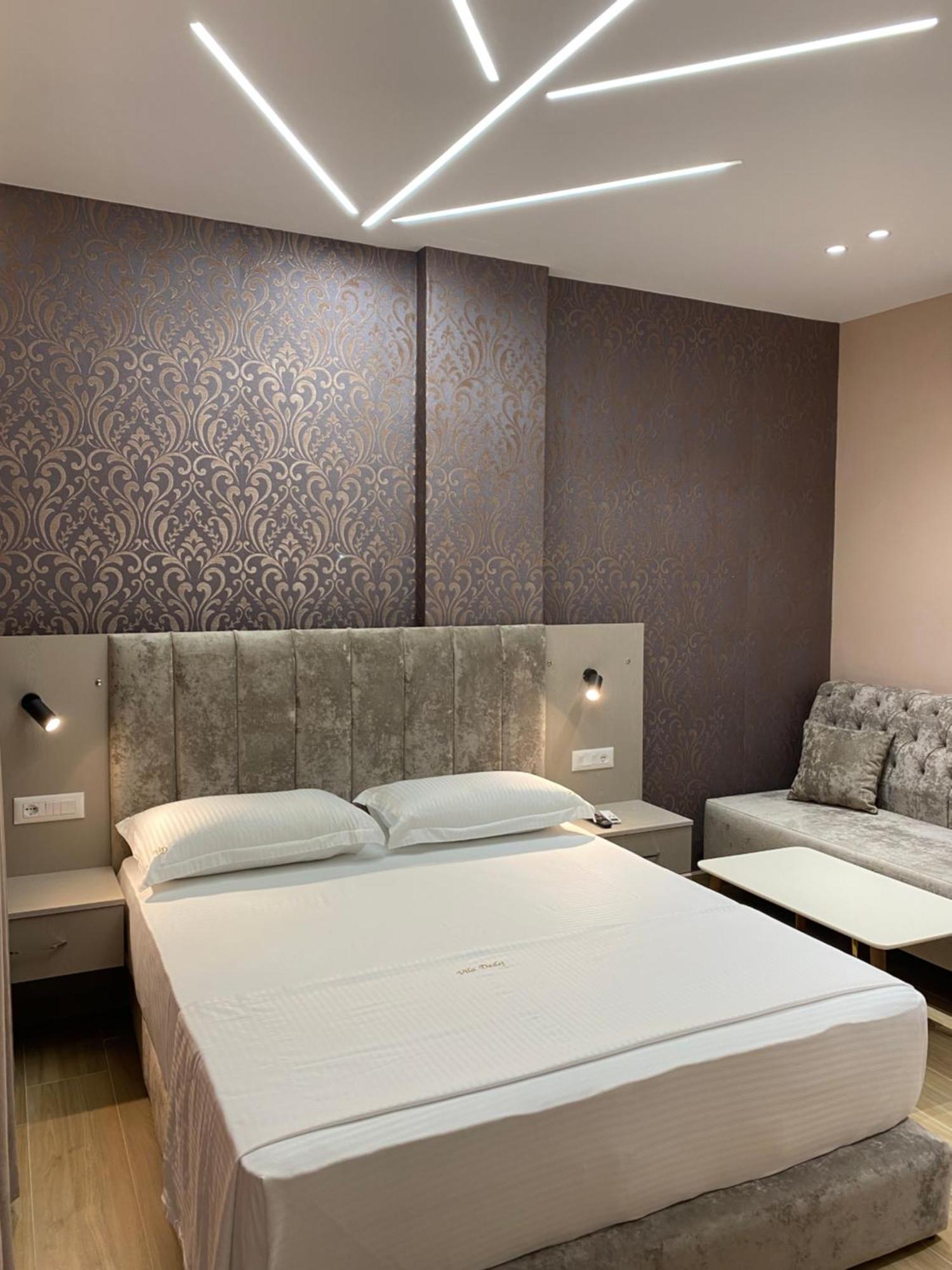 Hotel Vila Dedej Дуррес Экстерьер фото